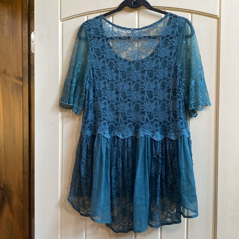 Free People embroidered lace high/low gathered peplum top - Picture 4 of 5